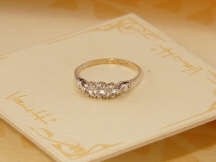 Vintage White Sapphire 3 Stone Ring Yellow Gold & Silver 4