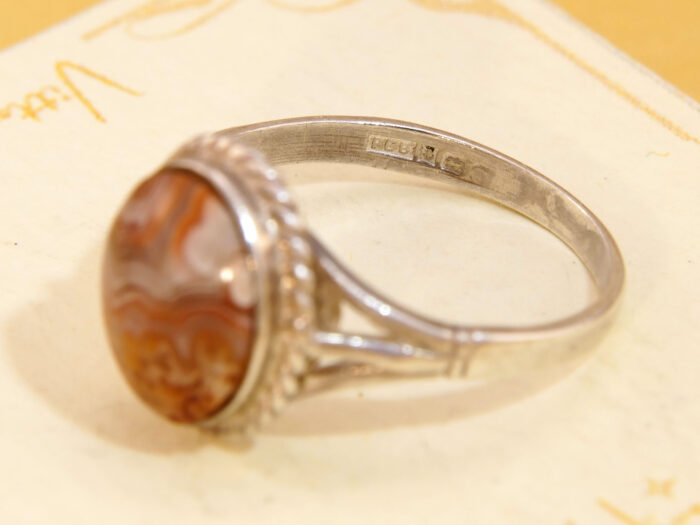 Oval Silk Sardonyx Cabochon Silver Ring Hallmarked 1970s 4
