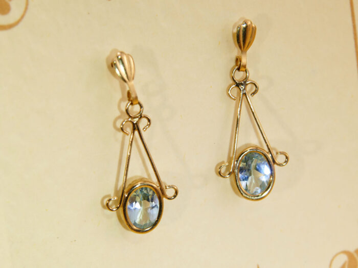 Elegant Oval Blue Aquamarine Yellow Gold Drop Dangle Earrings 8