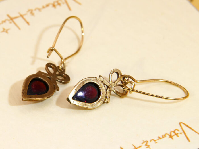 Teardrop Cabochon Red Garnet 9k Yellow Gold Drop Earrings Hallmark 1984 6
