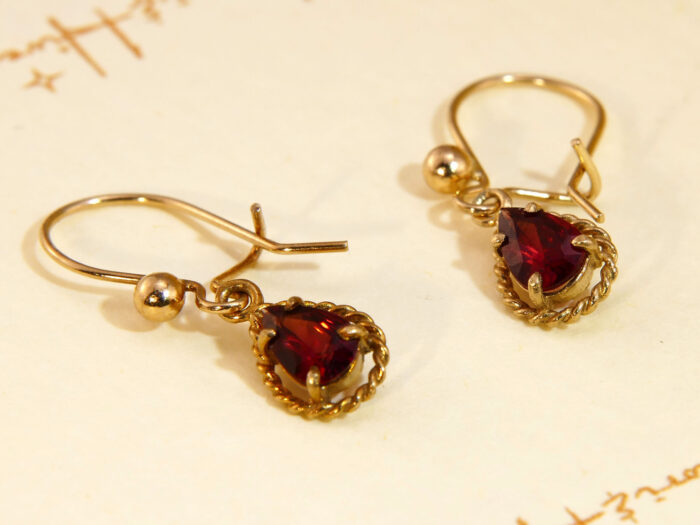 Teardrop Faceted Red Garnet 9k Yellow Gold Earrings 5 Teardrop Faceted Red Garnet 9k Yellow Gold Earrings 5