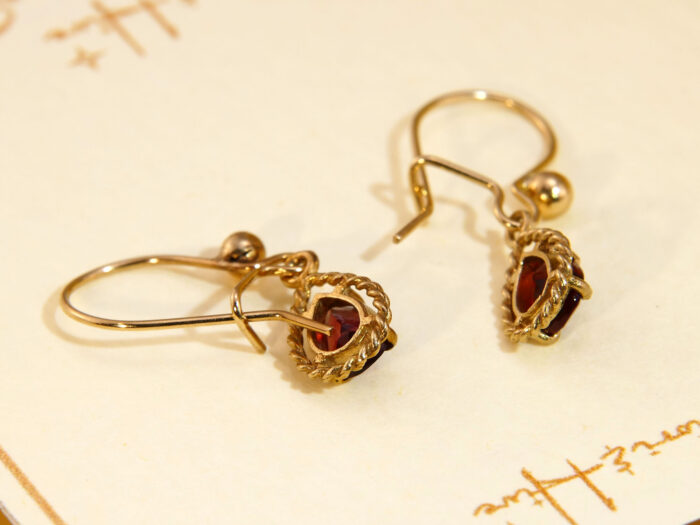 Teardrop Faceted Red Garnet 9k Yellow Gold Earrings 6
