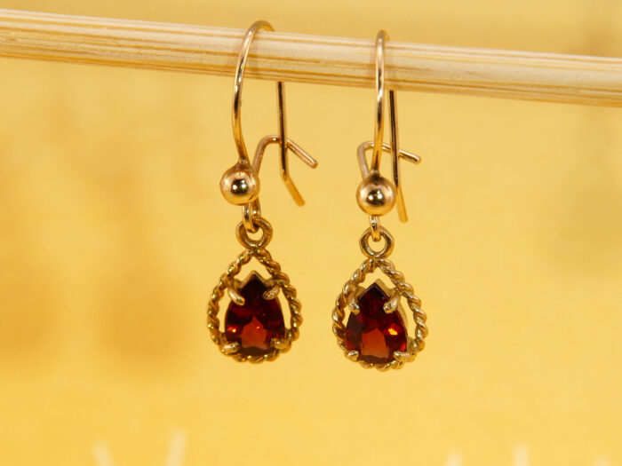 Teardrop Faceted Red Garnet 9k Yellow Gold Earrings 8