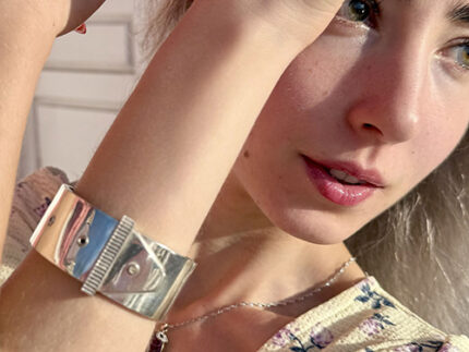 Vintage Bangle Category Thumb