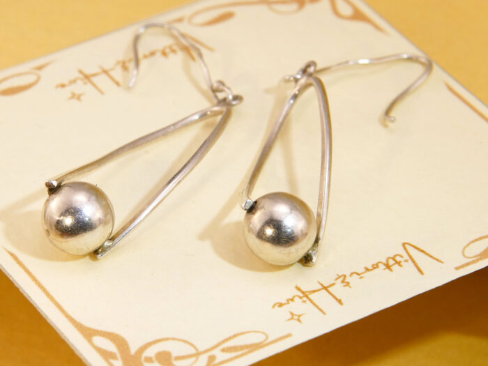 Modernist Ball Dangle Earrings in Solid Silver 4