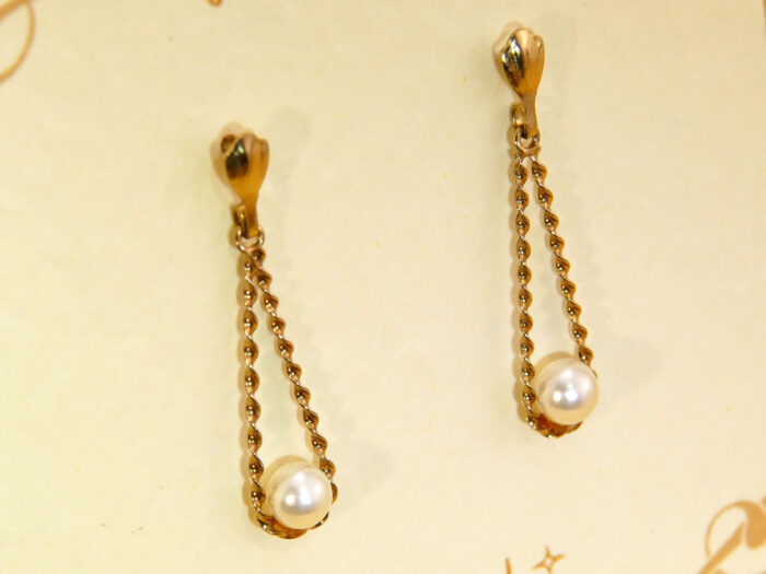 Teardrop Twist Frame Pearl Yellow Gold Dangle Earrings 7