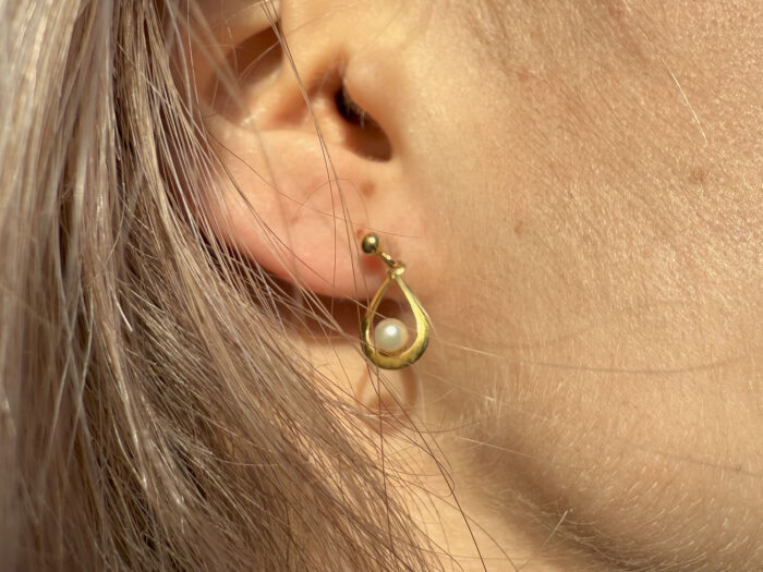 Vintage Natural Pearl Solid Yellow Gold Drop Dangle Earrings 1