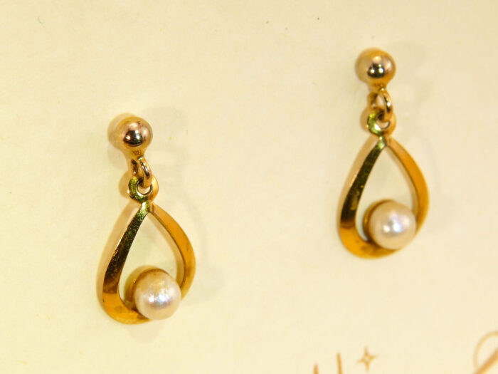 Vintage Natural Pearl Solid Yellow Gold Drop Dangle Earrings 10