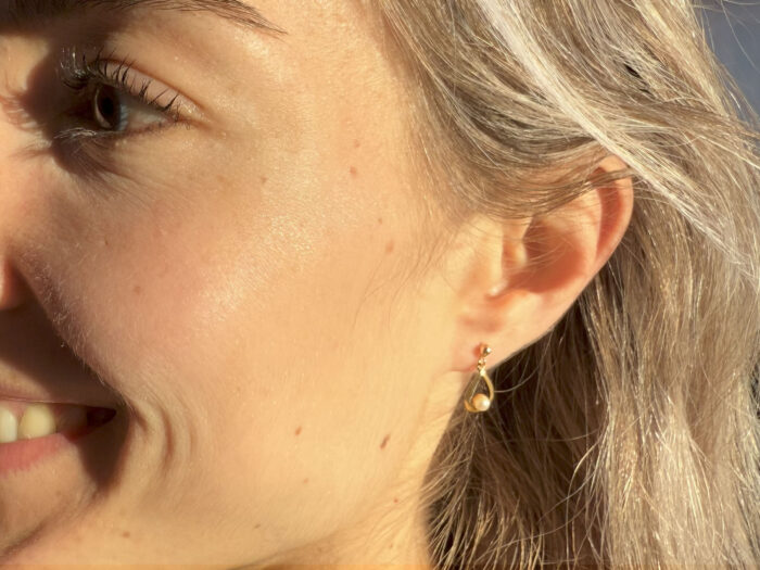 Vintage Natural Pearl Solid Yellow Gold Drop Dangle Earrings 3