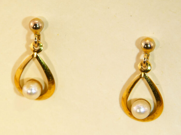 Vintage Natural Pearl Solid Yellow Gold Drop Dangle Earrings 8