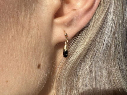 Onyx Torpedo Drop Earrings in 9ct Yellow Gold Aubergine Egg Plant 9