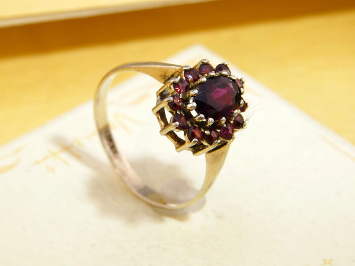Vintage Silver Pyrope Garnet Halo Cluster Ring Bohemian Flower Daisy 8