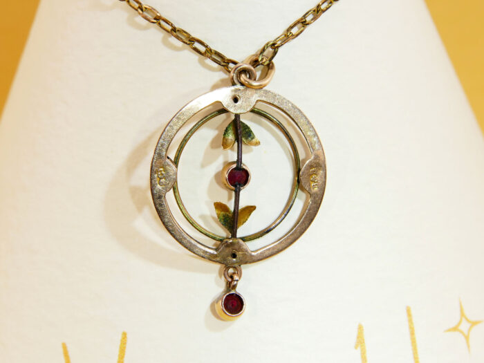 Antique Art Nouveau Levalier Gold Pendant Garnet 4