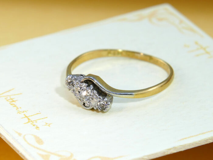Antique Diamond Trilogy 18k 18ct Gold Ring 1
