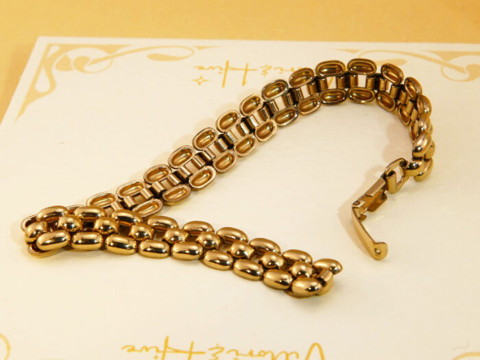 Vintage 80s Rolled Yellow Gold Bracelet 10
