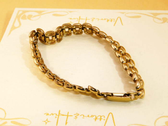 Vintage 80s Rolled Yellow Gold Bracelet 7