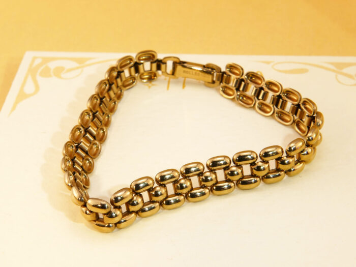 Vintage 80s Rolled Yellow Gold Bracelet 8