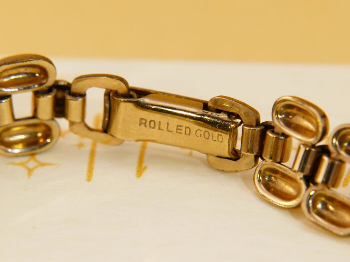 Vintage 80s Rolled Yellow Gold Bracelet 9