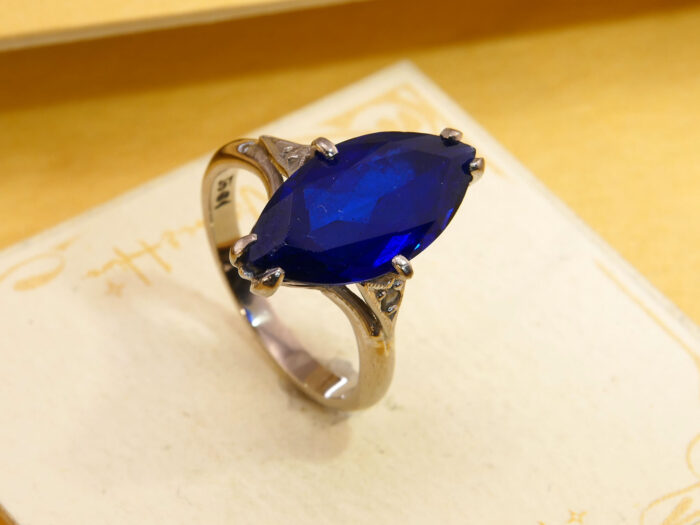 5 ct Marquise Blue Sapphire Diamond Ring 18ct White Gold 9