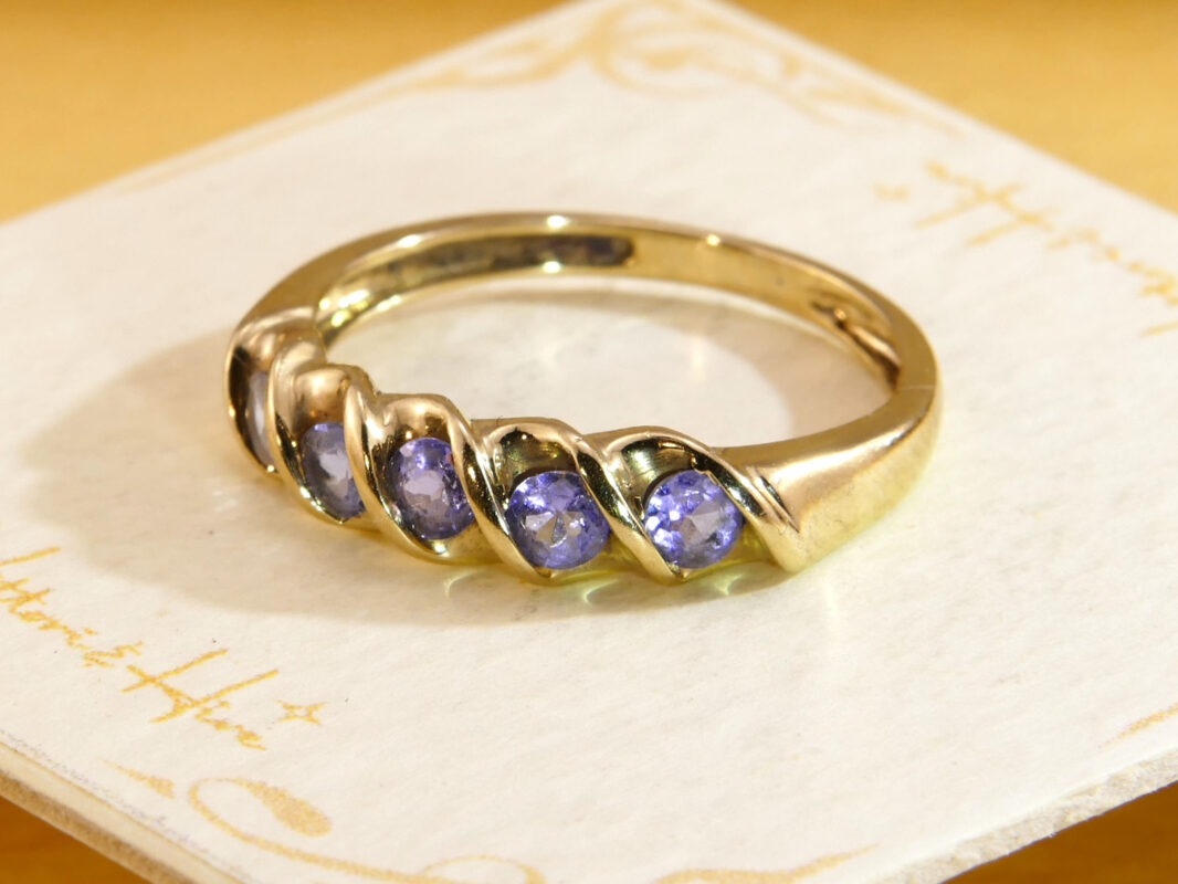 Vintage 9ct Gold Tanzanite Five Stone Ring 2