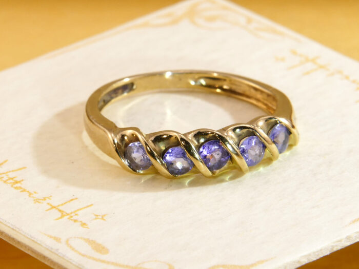 Vintage 9ct Gold Tanzanite Five Stone Ring 3