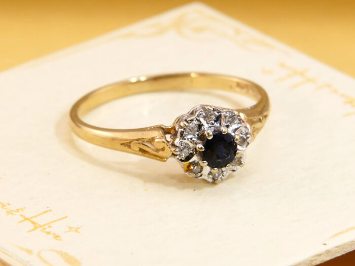 Vintage Diamond Sapphire Halo Ring 9ct GoldLondon Hallmark 1985 5