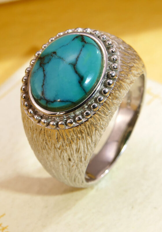 Vintage Sterling Silver Turquoise Signet Ring SIDE CROP