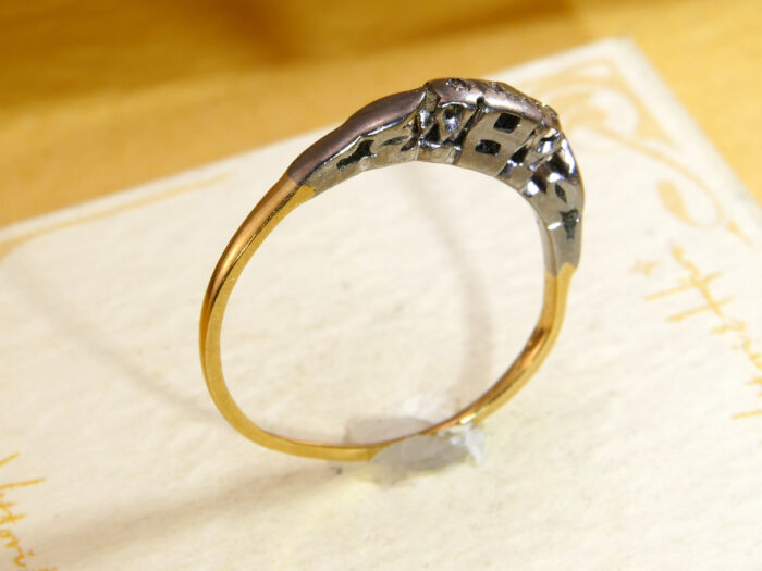 Vintage Diamond Trilogy Ring 9ct Gold Engraved 1959 3