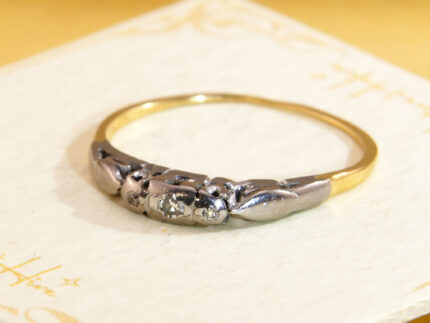 Vintage Diamond Trilogy Ring 9ct Gold Engraved 1959 6