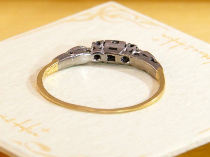 Vintage Diamond Trilogy Ring 9ct Gold Engraved 1959 9