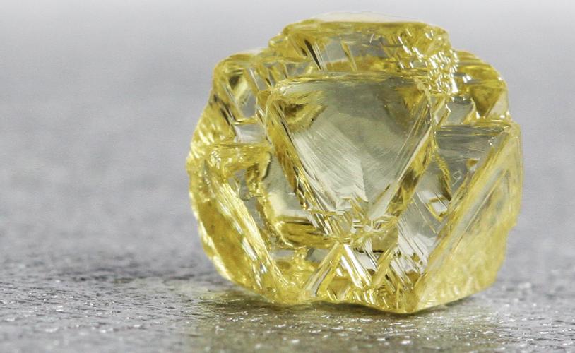 yellow diamond vintage jewellery