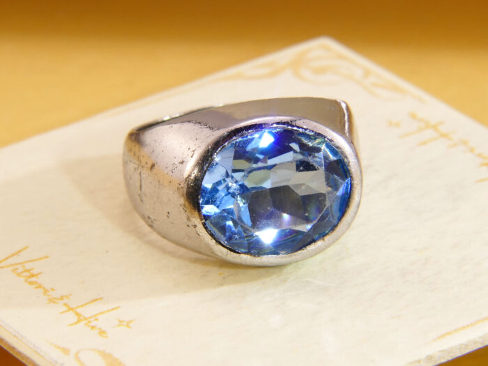 Vintage Modenrist Chnky Heavy Silver Ring Blue Topaz 3