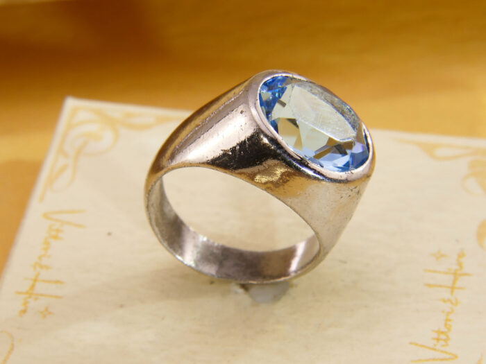 Vintage Modenrist Chnky Heavy Silver Ring Blue Topaz 8