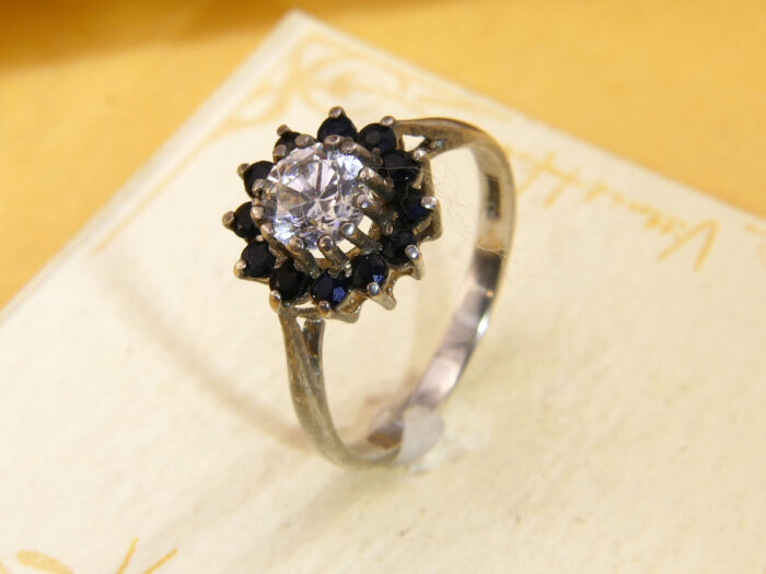 Vintage blue sapphire cubic zirconia cz daisy cluster ring 1 Vintage blue sapphire cubic zirconia cz daisy cluster ring 1