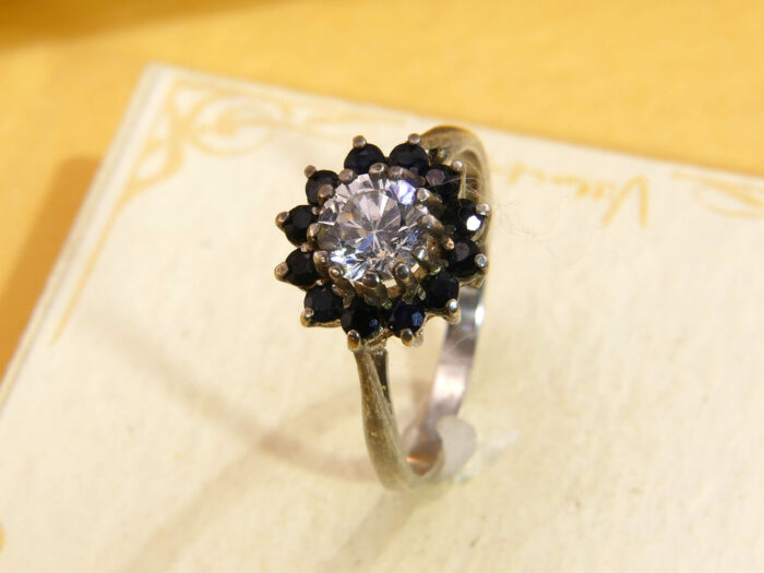 Vintage blue sapphire cubic zirconia cz daisy cluster ring 3