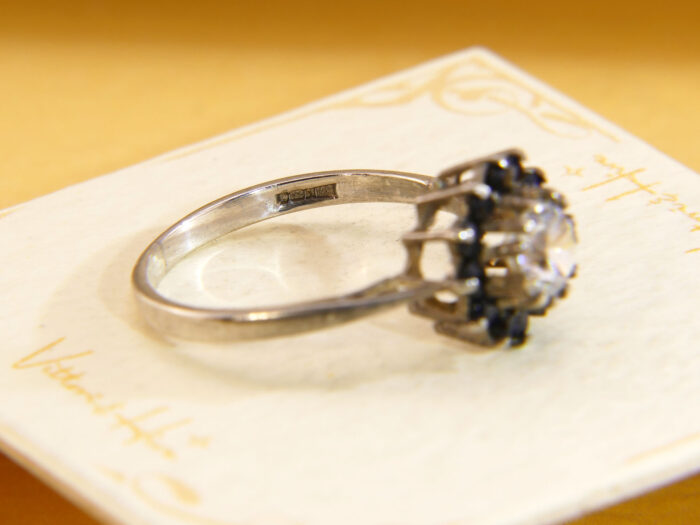 Vintage blue sapphire cubic zirconia cz daisy cluster ring 8