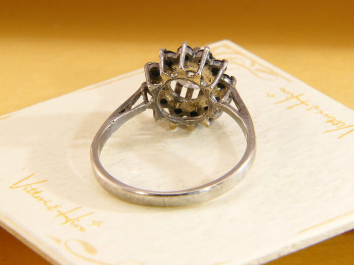 Vintage blue sapphire cubic zirconia cz daisy cluster ring 9