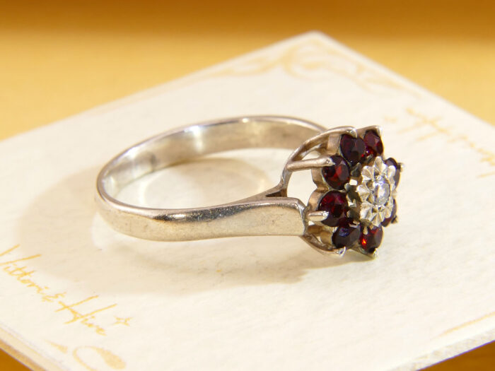 Vintage garnet CZ sterling silver daisy ring 3