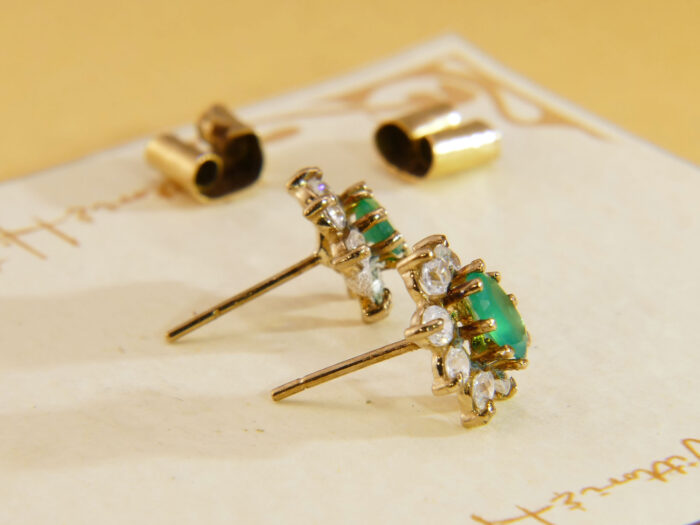 Vintage gold green emerald diamond alt halo earrings 10