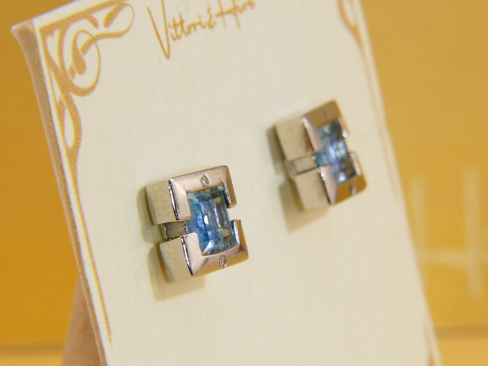 Vintage white gold diamond blue topaz stud earrings 2