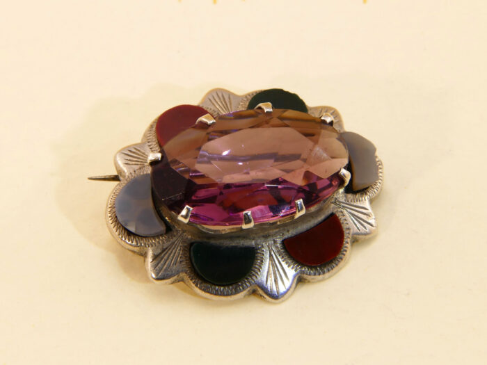 Scottish Hard Stone Agate Brooch Glass Paste