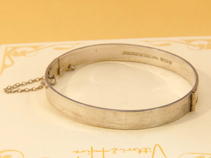Vintage Silver Etched Hinged Bangle 1976 Diamond Cut Engraved Bracelet 3