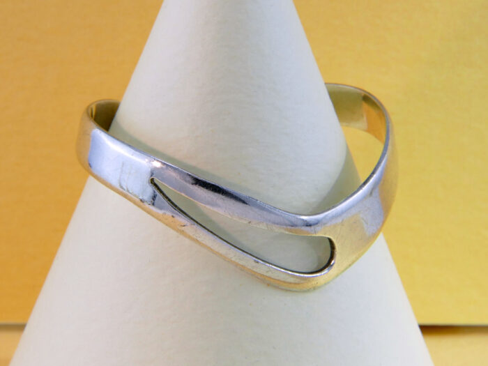 Vintage 1980s Sterling Silver Modernist Wishbone Cuff Bangle Adjustable Vintage 1980s Sterling Silver Modernist Wishbone Cuff Bangle Adjustable