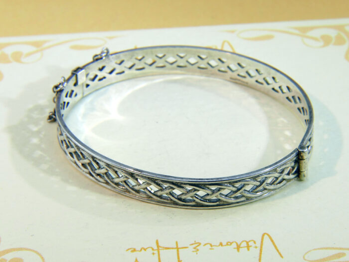 Vintage Sterling Silver Celtic Knot Hinged Bangle with Safety Chain 5